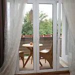 Möbelierte 3-Zimmer-Wohnung mit luxuriöser Innenausstattung in Zentrum